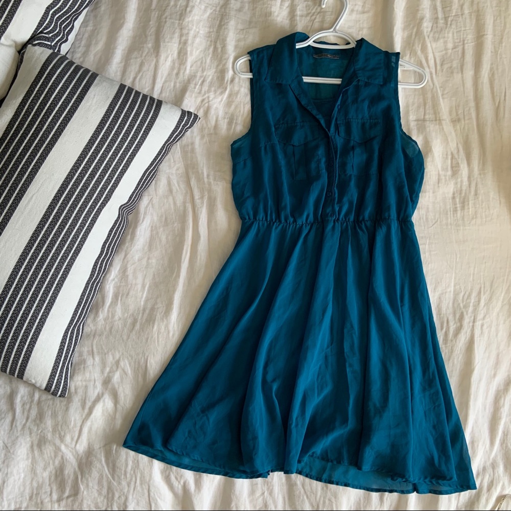 Smart Set Knee length dress